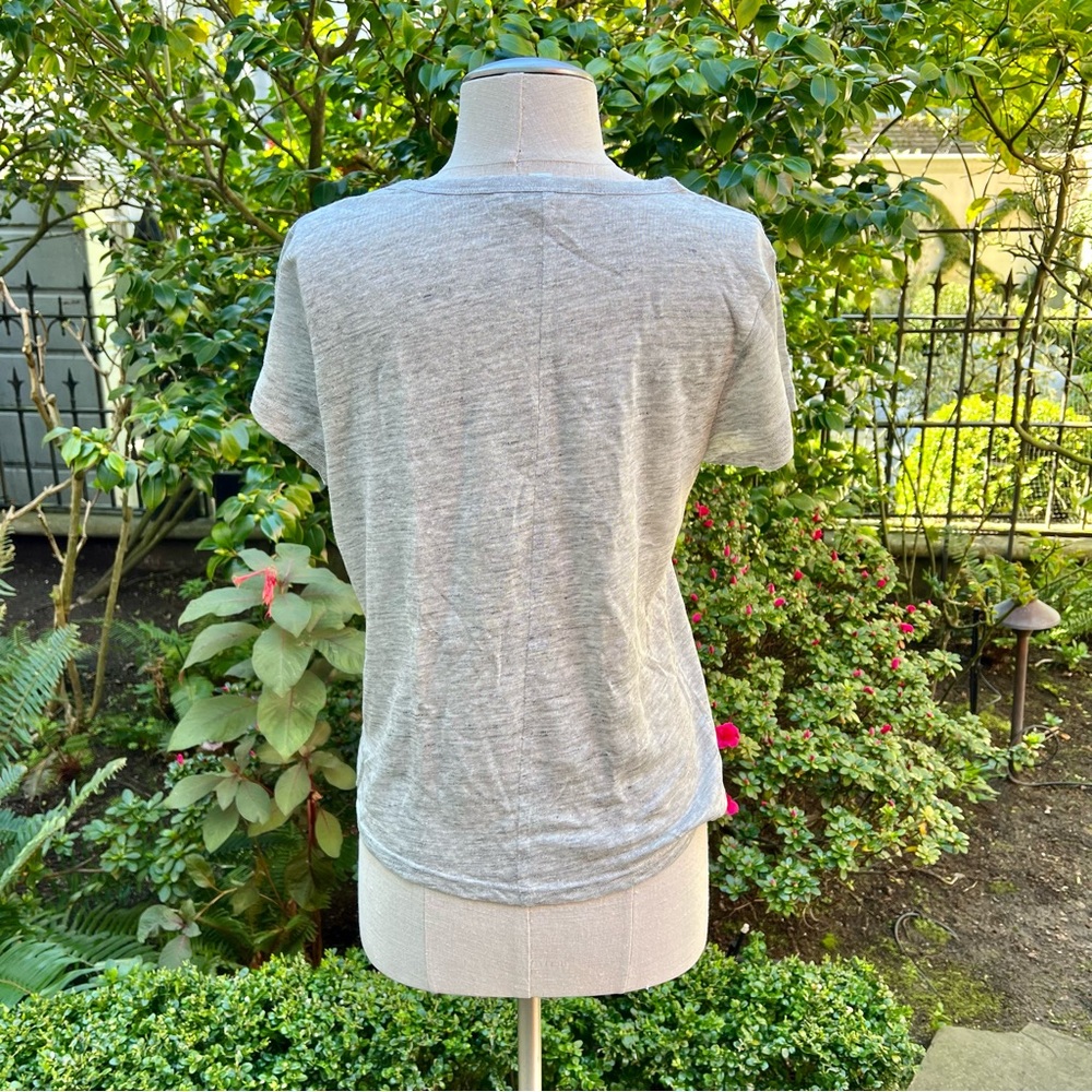 NWOT Banana Republic Linen V-Neck T-Shirt Gray Sz S - Picture 2 of 10